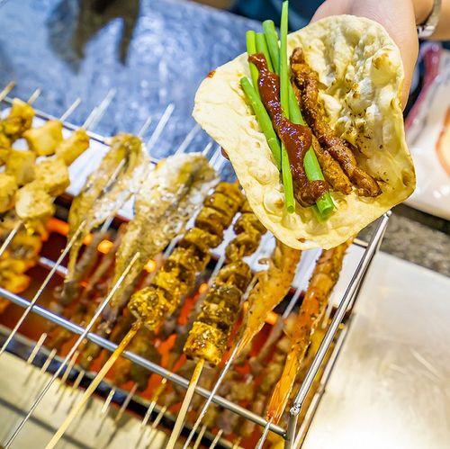 烤面筋热门话题英语,Exploring the Global Buzz: The Rise of BBQ Tofu as a Culinary Sensation