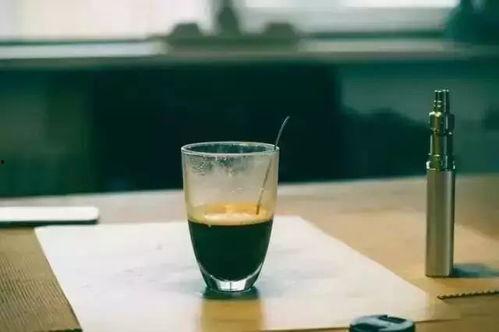 热门话题坚强的句子,热门话题下的力量与勇气