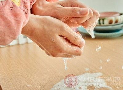 肺炎热门话题,肺炎疫情下的全球防控与科学应对策略解析